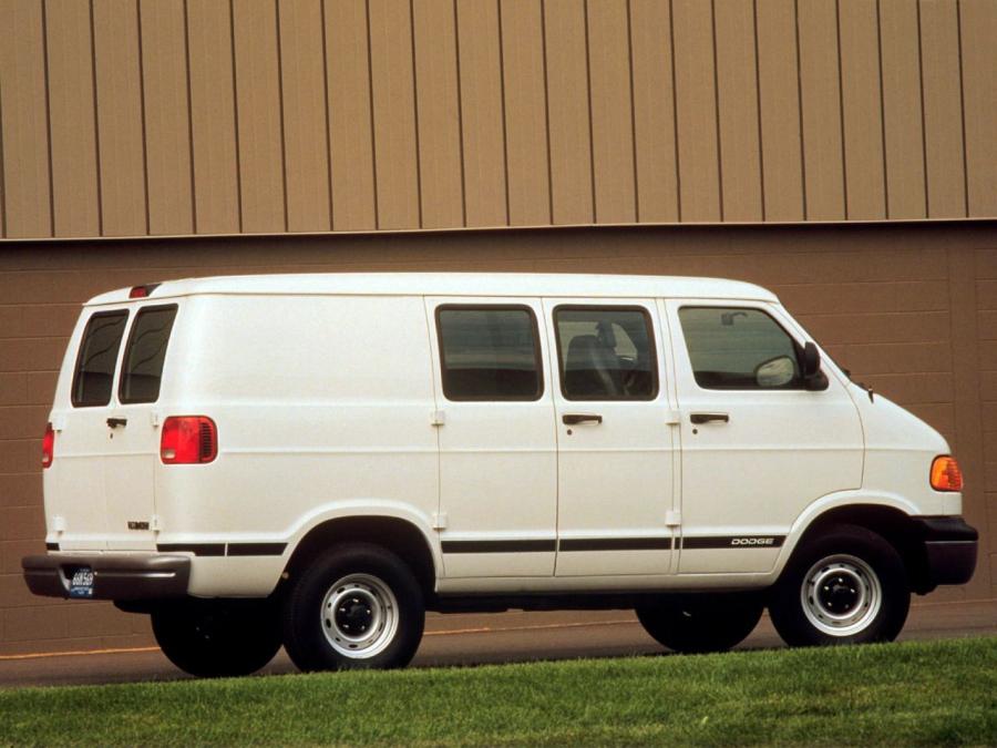  Dodge Ram Van 1998 года  (фото 3 из 5)